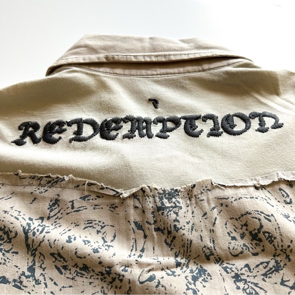 Roar Embroidered Redemption Button Down Casual Statement Shirt XL - Picture 1 of 8
